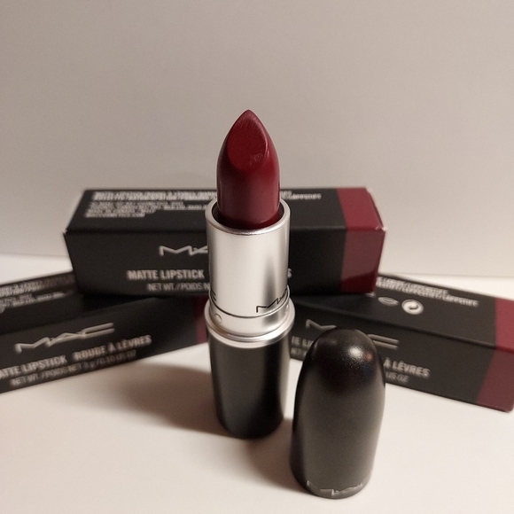 MAC Matte Lipstick *603 DIVA* - Picture 2 of 5